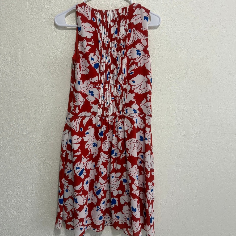 Banana Republic Red Floral Pleated V-Neck Sleeveless Dress Size 0 Mini Lined - Picture 8 of 15